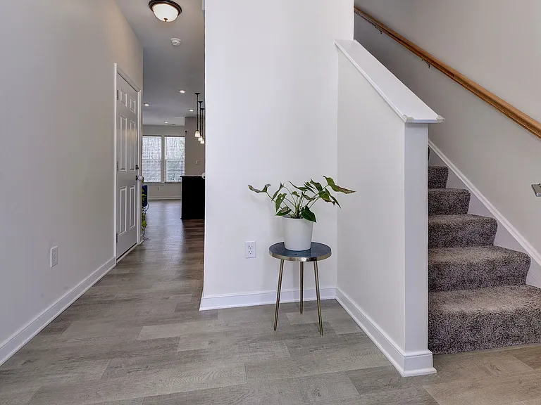 7714 Leeds Castle Ln — Photo 5