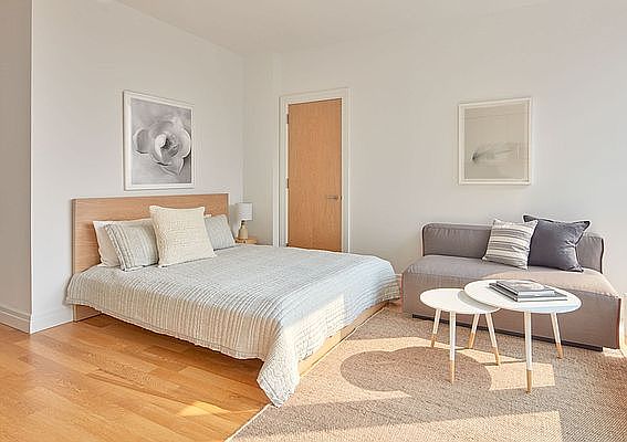 1st image of 550 W 54th St APT 1706