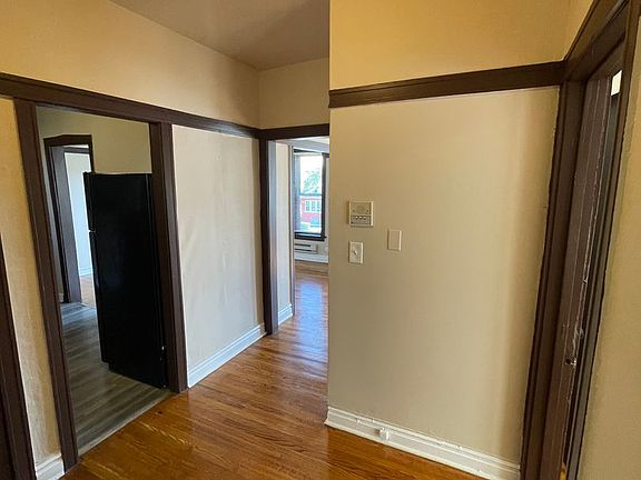 4th image of 5700-16 W Race Ave #546-552