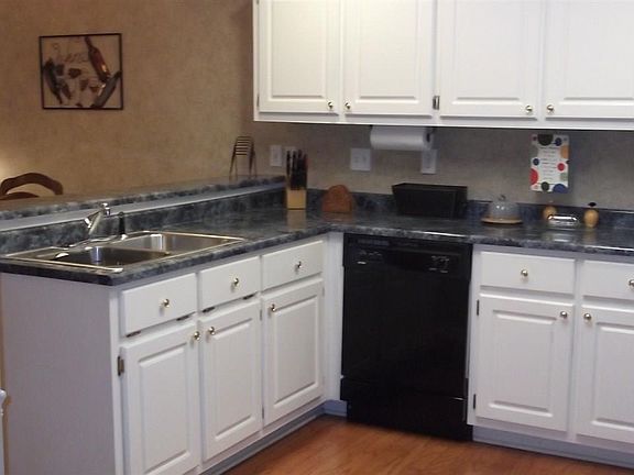 3rd image of 113 Dove Haven Dr