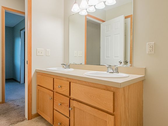 5th image of 7787 148th Ln NW