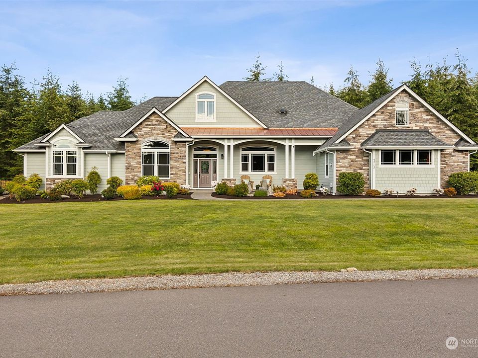 1st image of 5212 Coppermill Court NE