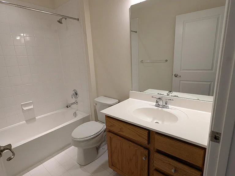 1309 Madison Ln — Photo 18
