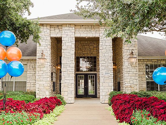 Willow Lake Apartments Katy, Texas
