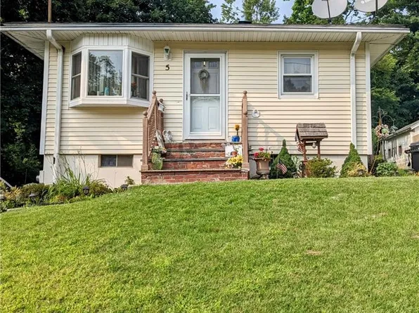 5 Rider Avenue, Seymour, CT 06483