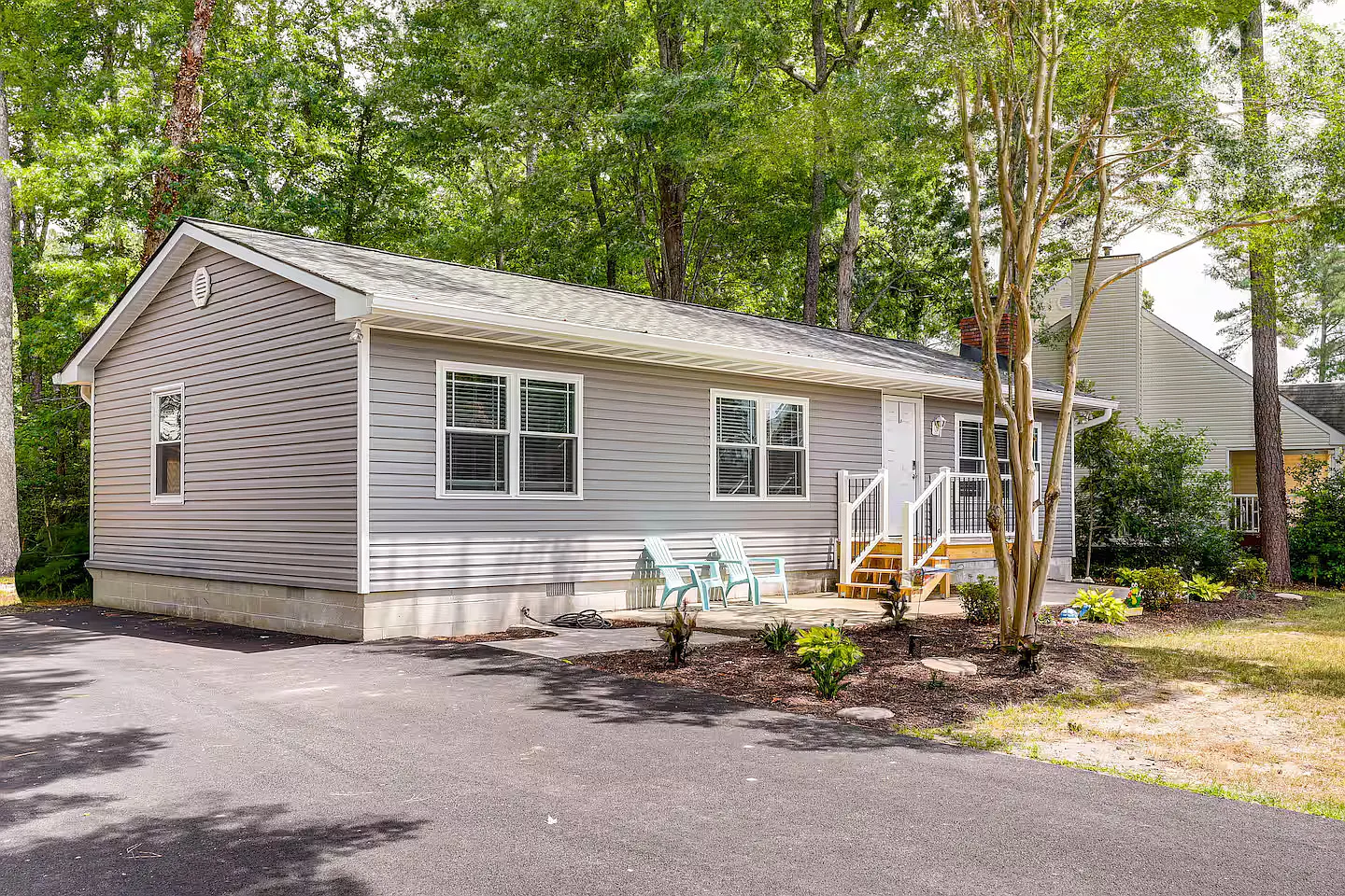 3 bed, 1.5 bath, 1104 sqft, $2,500 — Photo 1