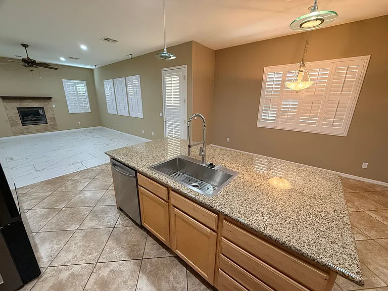 7743 Villa De La Paz Ave — Photo 19