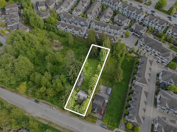 5021 Claude Ave, Burnaby, BC V5E 2M3