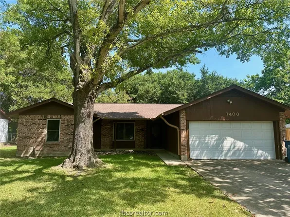 1408 Stacey St, Navasota, TX 77868