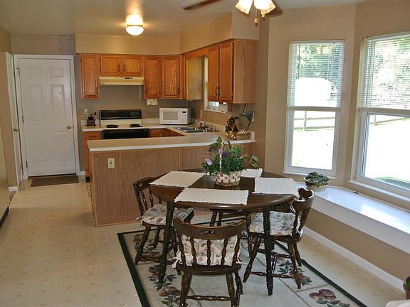 5th image of 5273 Millcreek Cir