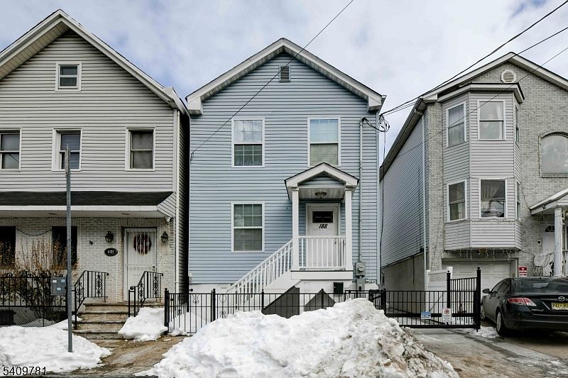 1st image of 188 Pennington St