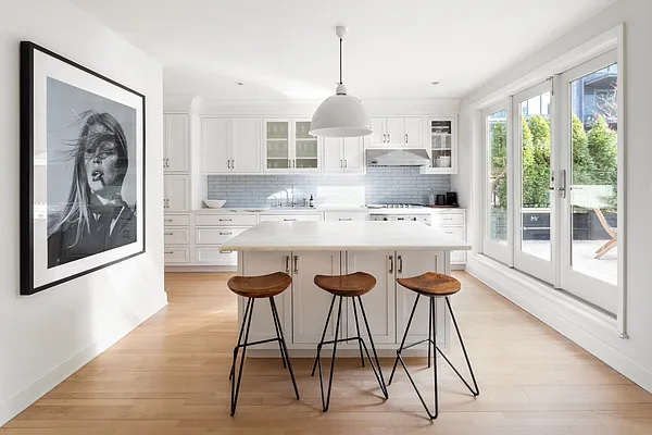 Sold by Compass | media 3