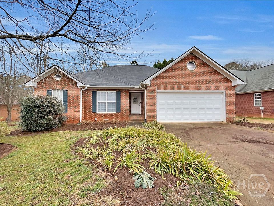 1st image of 270 Woodgrove Drive