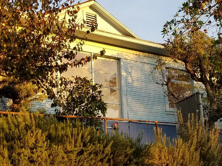 516 N Virgil Ave — Photo 17