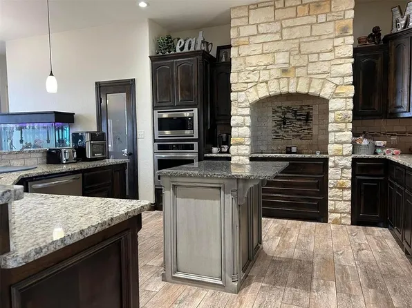 1044 NE Rock Ridge Rd, Elgin, OK 73538