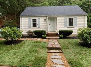 9 Holland Rd, Wakefield, MA 01880