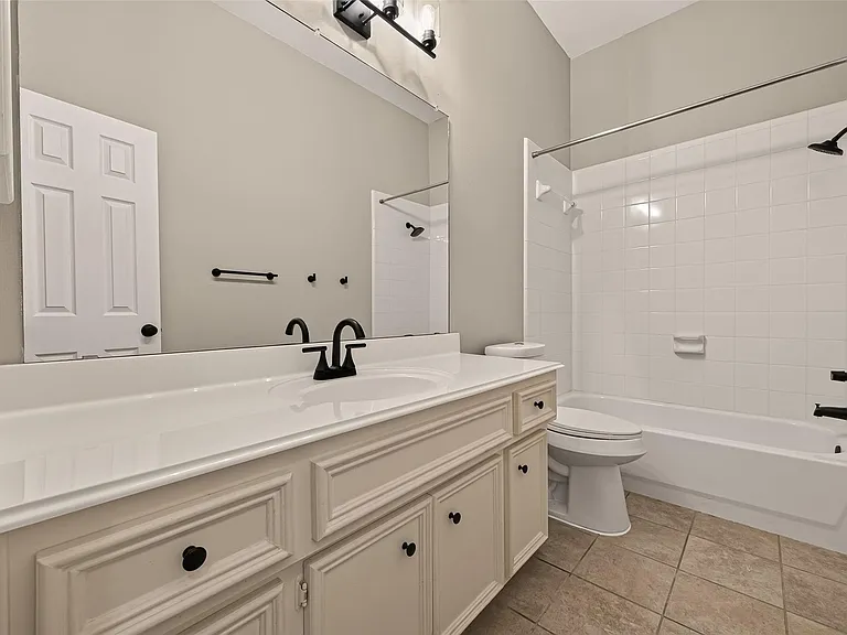 1527 Lake Pauline Ct — Photo 34