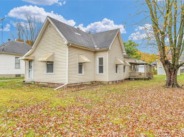 312 Parrish St, Paris, IL 61944