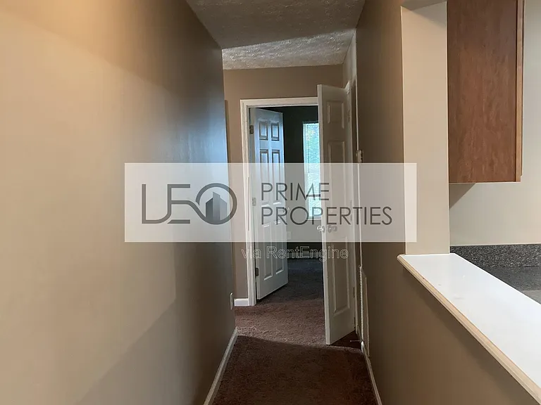 7201 Fairington Ridge Cir — Photo 5