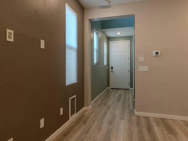 1111 W Diamondback Dr — Photo 10