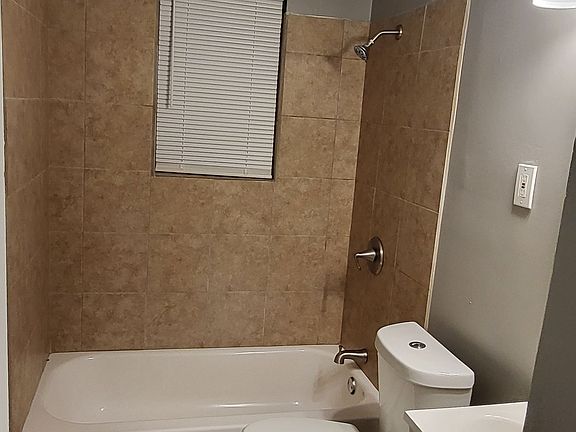 355 Glencoe Rd 11_04052023