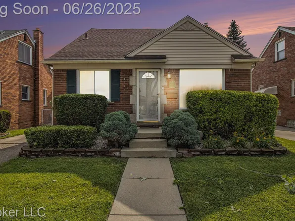 9269 Hubert Ave, Allen Park, MI 48101