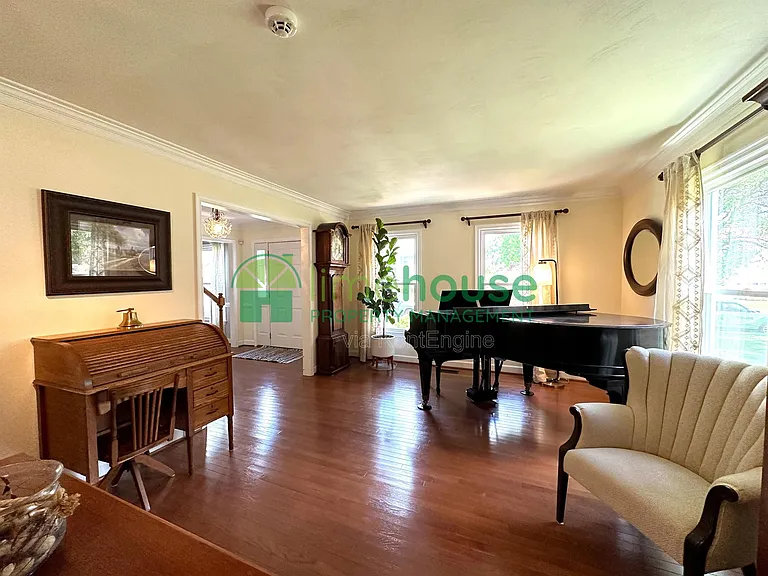 1149 Birks Ln — Photo 6