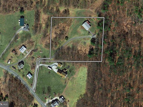 2nd image of 1635 Old Route 30
