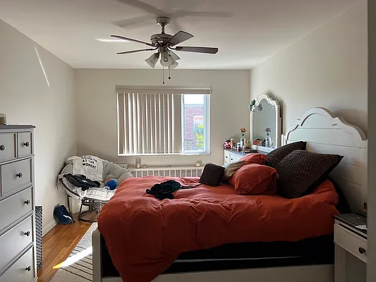 Rented by Prime Realty | media 18