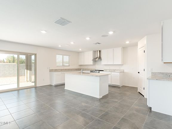 2nd image of 2747 N MULBERRY Place