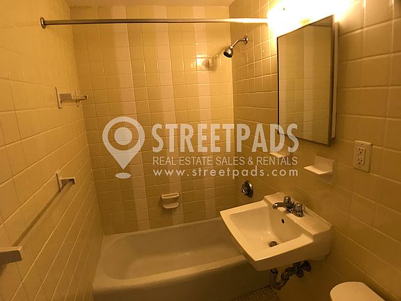 5th image of 60 Brighton Ave APT 109