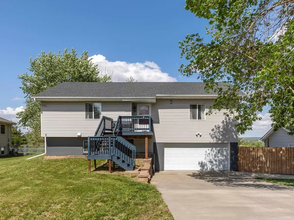 2706 Overlook Cir, Plattsmouth, NE 68048