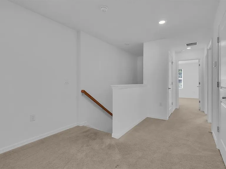 3010 Canary Ave — Photo 33
