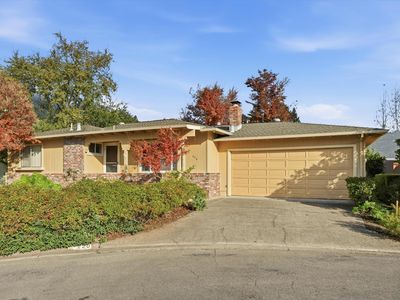 220 Cedar Circle, Healdsburg, CA, 95448