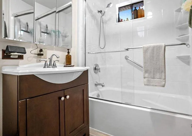 1921 Somerset Ave #1921 — Photo 7