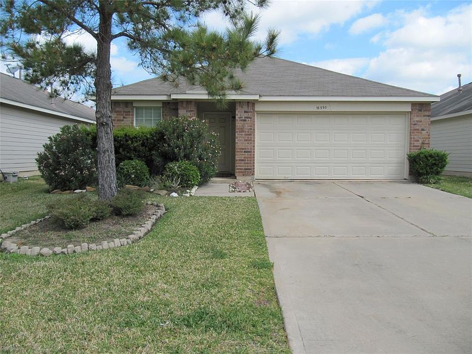 1st image of 18330 Barkers Crest Dr