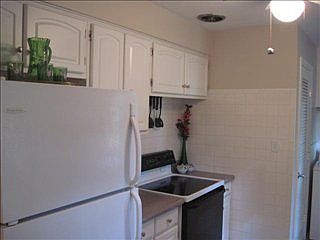 3rd image of 1060 Wenston Ct