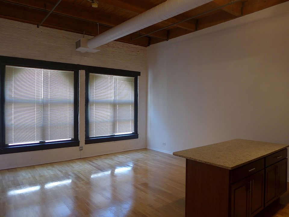 Building Photo 5