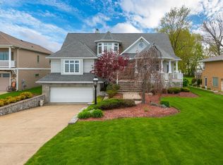 613 Cedar Point Rd, Sandusky, OH 44870