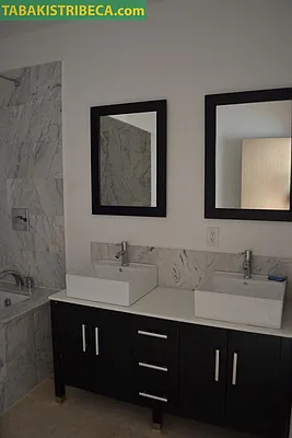 Rented by Tabak Real Estate | media 18