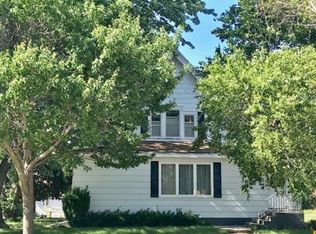420 Pearl St, Lyons, NE 68038
