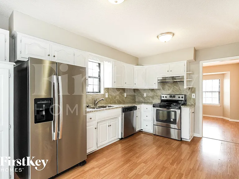 11536 N Woodland Ave — Photo 6