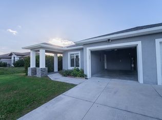 390 Pennfield Ave, Lehigh Acres, FL 33974