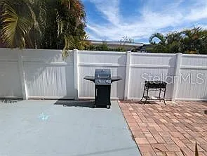 3070 Gulf Gate Dr — Photo 19