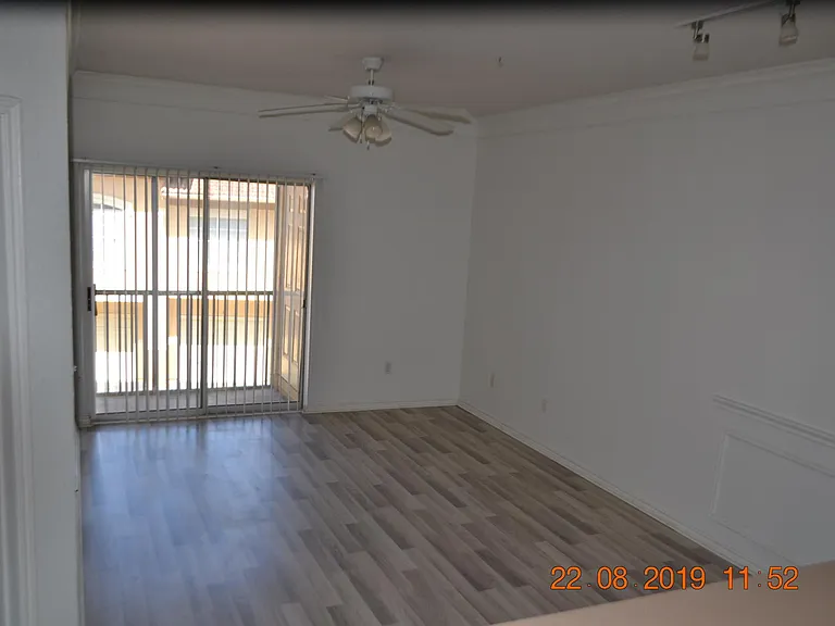 4323 Bayside Village Dr — Photo 6