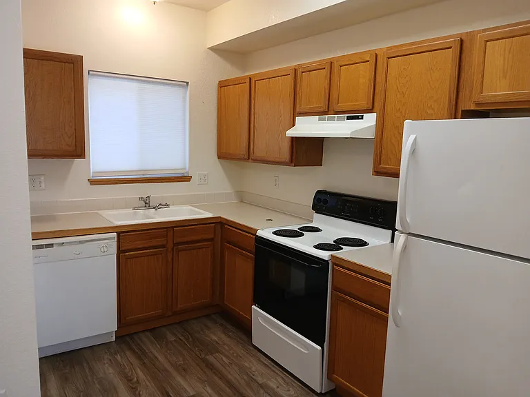 3550 W 24th St #1D — Photo 4