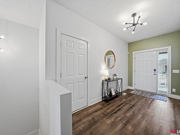 4th image of 1642 W Big Sky Rd