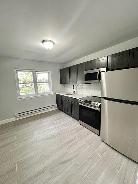 1st image of 125 William St APT 12
