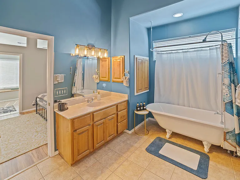 603 Brookline Loop — Photo 40