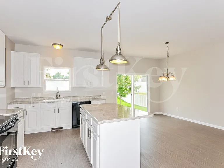 135 Berry Manor Cir — Photo 6